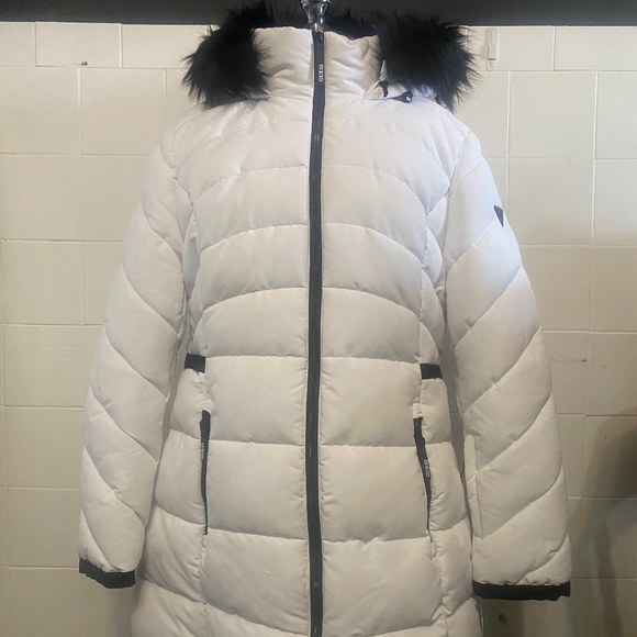 Guess Winter Jacket - Picture 1 of 4
